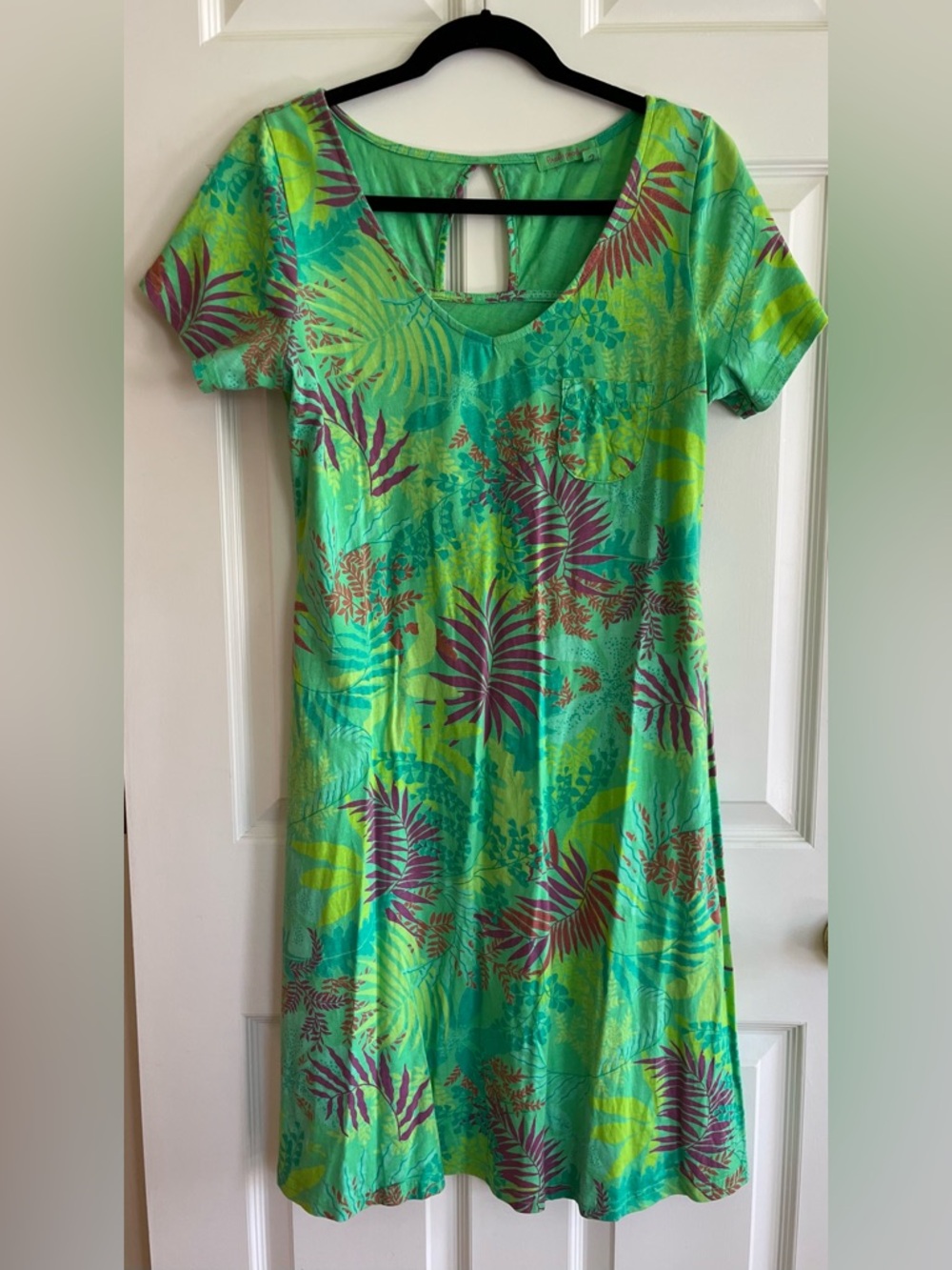 fresh produce Green Dress with Pink Floral / Leaf Detail